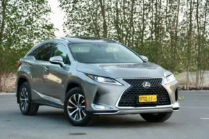 Rx350 موديل 2022 للبيع فقط نحاسي اللون ونظيفه وممشى بسيط 50 الف كيلو