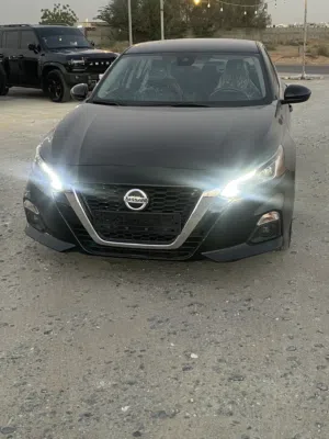 2020 Nissan Altima SR