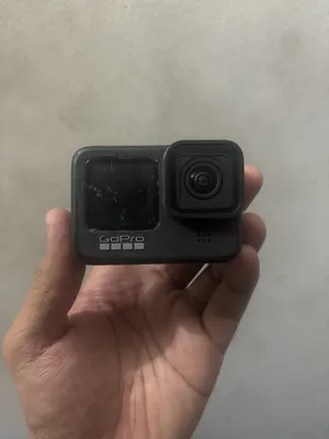 DSLR Cameras . Go Pro . Used0