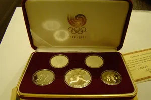 مجموعة اصدار خاص للالعاب الاوليمبية في كوريا عام 1988  Special collection for the 1988 Olympics