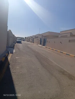 حوش ارض في نوقع ممتاز