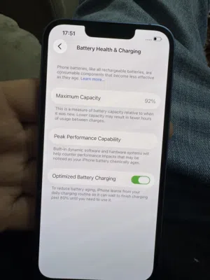 Apple iPhone 13 128 GB in Amman