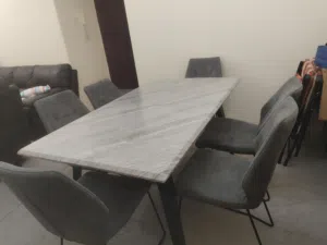 Table set with 6 chairs
