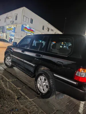 Used Toyota Land Cruiser in Muscat