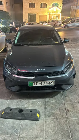 Sedan Kia in Amman
