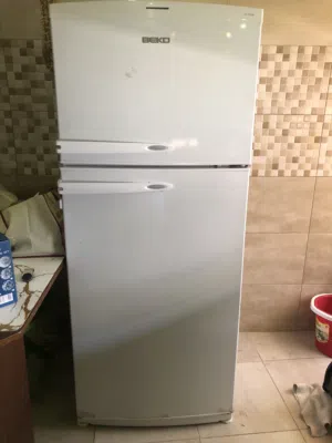 ثلاجه بيكو مستعمله تحتاج الى غاز