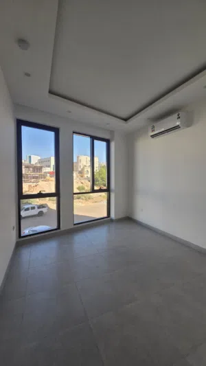 100 m2 2 Bedrooms Apartments for Rent in Muscat Ghubrah