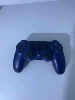 يد بلايستيشن 4 جديده