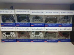 ايدين بلاي ستيشن 4 كوبي 1 بافضل سعر في المملكه بس بسبع دنانير اقرا الوصف