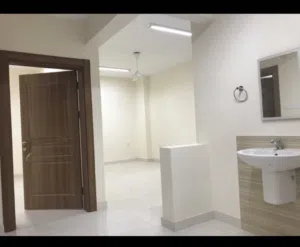 Flat W/AC to rent nearest Muscat Mall/شقة مكيفة للإيجار قريب مسقط مول