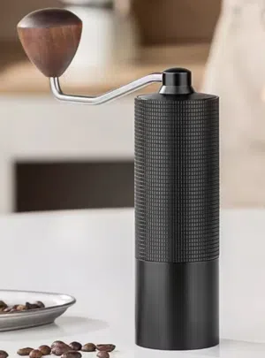 طاحونة يدوية