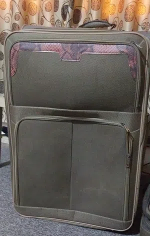 حقائب سفر كبيرة
