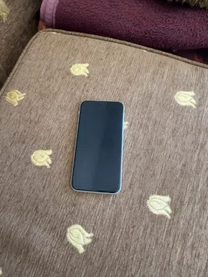 Apple iPhone 11 64 GB in Tripoli