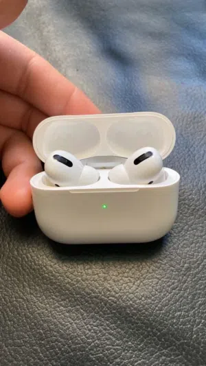 سماعات AirPods ماستر