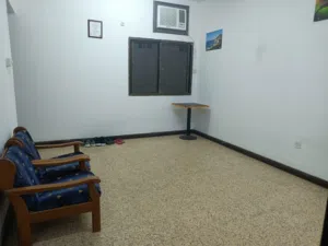 Sharing rooms is available for indian men in MBD area nearby bank muscat and oman oil petrol bunk