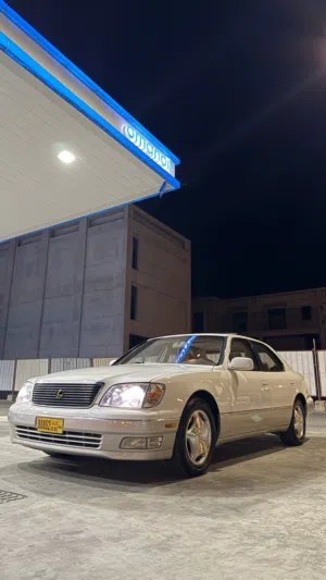 Used Lexus LS in Al Dakhiliya