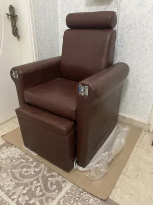 Manicure & Pedicure Chair (including foot spa machine & Trolley) - Barber Shop/ Spa/ Saloon