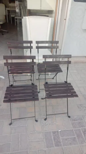 اربعةكراسي حق حديقةوكوفي كوالتي