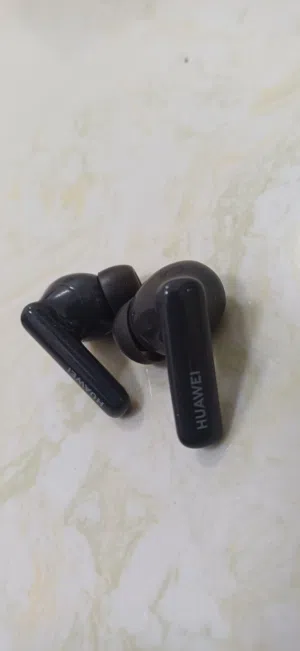 سماعه هواوي فريري بادز 5i فقط السماعات من دون الصندق او بكوس سماعه مفقود  HUAWEI free buds 5i Headph