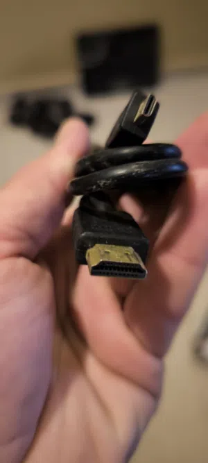 للبيع hdmi ميني وصله للأجهزه