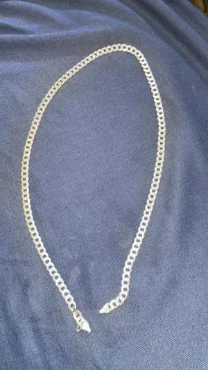 سلسله فضه للبيع