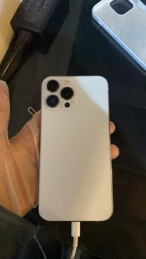 Apple iPhone 13 Pro Max 256 GB in Al Dhahirah
