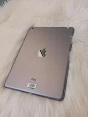 Apple iPad Air 16 GB in Al Batinah