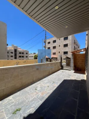 شقة مميزة للبيع في الرابية  - خلف الإتصالات ( Orange ) 120م مع ترس 20م تشطيب سوبر ديلوكس بسعر مغري