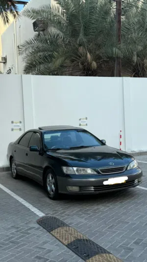 Used Lexus ES in Al Batinah