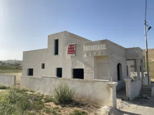 165 m2 3 Bedrooms Townhouse for Sale in Zarqa Graiba