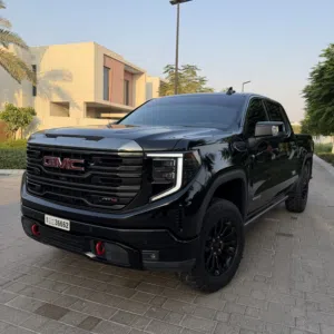 للبيع GMC Sierra 1500 AT4 خليجي موديل 2023