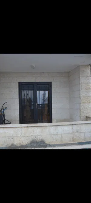 70 m2 1 Bedroom Apartments for Sale in Ramallah and Al-Bireh Beitunia
