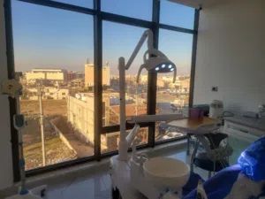 عيادة اسنان