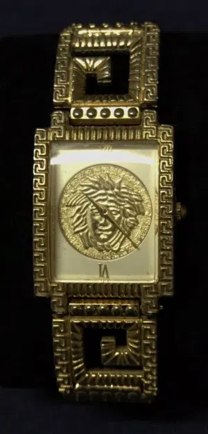ساعة فيرزاتشي Versace Watch