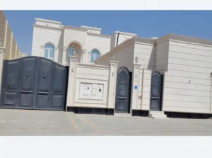 للبيع فيلا مؤجره في ام قرن