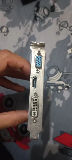 كارت شاشه gt520 للبيع