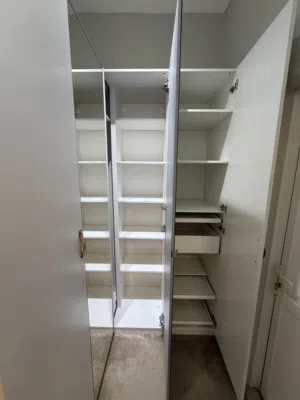 كبت ملابس من ايكيا Wardrobe from IKEA