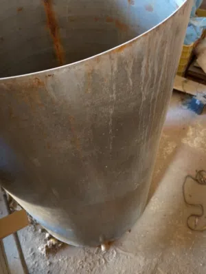 خزان سلستين صغير