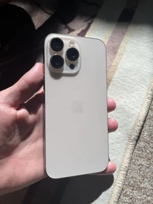 Iphone 16 pro max  بحاله الجديد للبيع