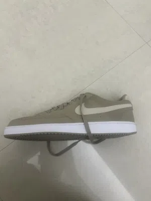Nike shoes for sale sneakers for serious buyers only call me urgent if you want the shoes