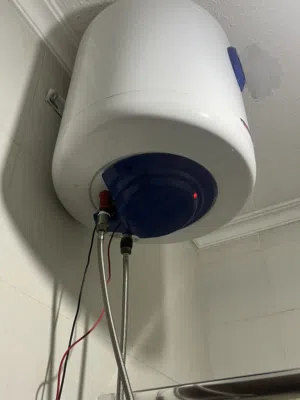 قيزر للبيع اقرأ الوصف
