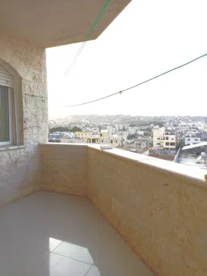 165 m2 More than 6 bedrooms Apartments for Rent in Irbid Al Husn