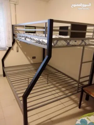 Punk bed, سرير طابقين