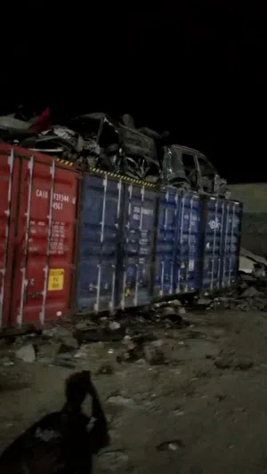 حاويات طول الحبه 40قدم بضاعه جديد وسعر عرطه