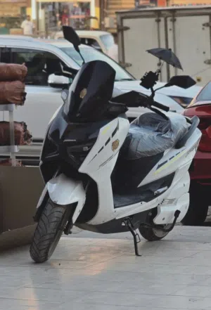 دراجة شحن TMAX جديد مع وصل الضمان حجم ممتاز