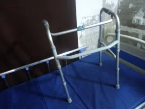ادوات طبية بحالة الوكالة