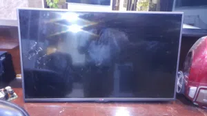 34.1" LG monitors for sale  in Zarqa