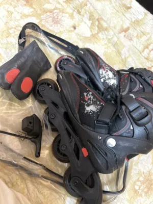 سكيت ولاد لون اسود