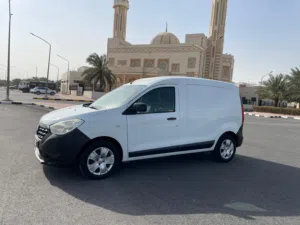 ريـنـو دوكر2022