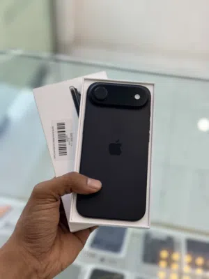 Used Apple iPhone 17 Air 256GB in Black with Box and Charger - Excellent Condition